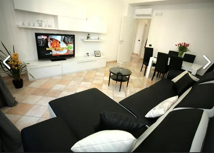 La Maison De Lucie Apartman *